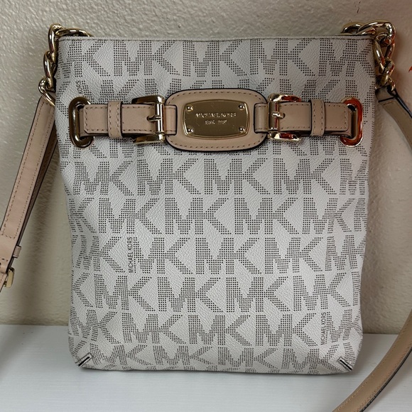 Michael Kors Cream and Gold Crossbody Bag - Picture 2 of 9
